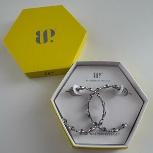 Bomb Party UNICORN ALERT! 1/250 Earring ER44031 Light Tanzanite CZ .925 Sterling